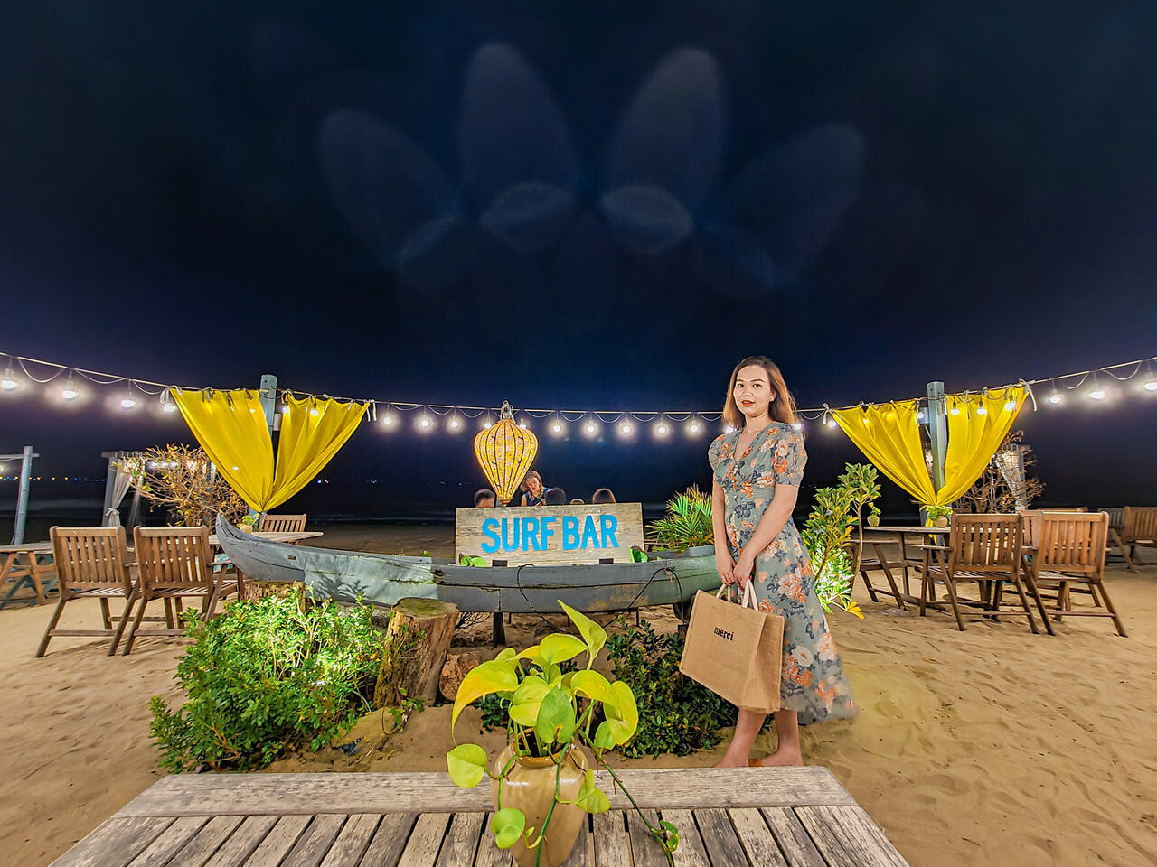 Surf Bar Quy Nhơn: Thiên đường biển cả dành cho giới trẻ